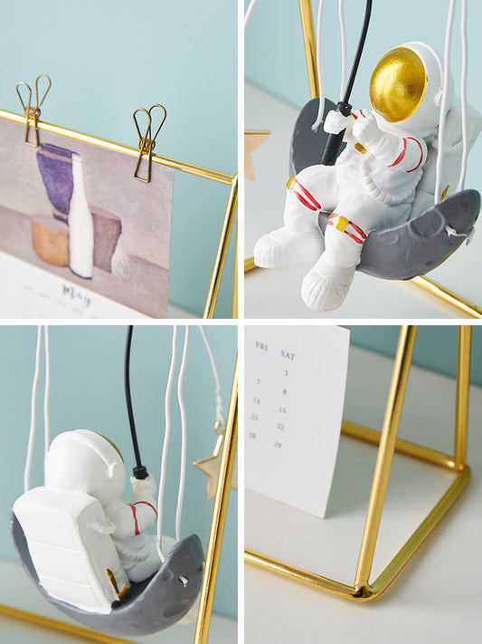 Astronaut Statues Office Desk Decoration