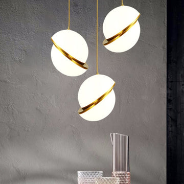 ECLIPSE offset ball acrylic pendant light