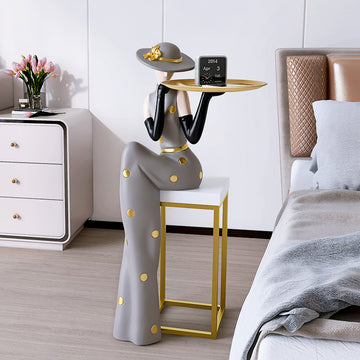 DAILA Light Luxury Art Figures Large Floor-to-ceiling Ornaments