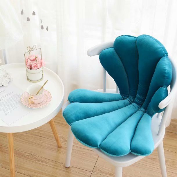 Luxurious Velvet Seal Shell Chair Cushion Unique Rose Seat Pillow