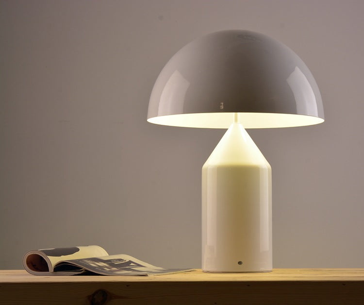 Lampe LED de table champignon en métal doré/blanc/noir